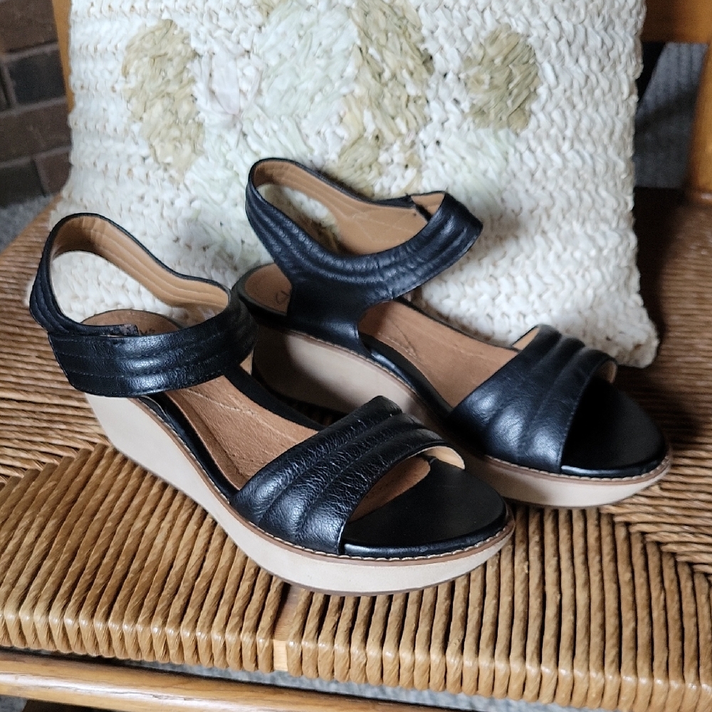 Clarks Hazelle Alba Wedge Sandals, black, size 8.5M